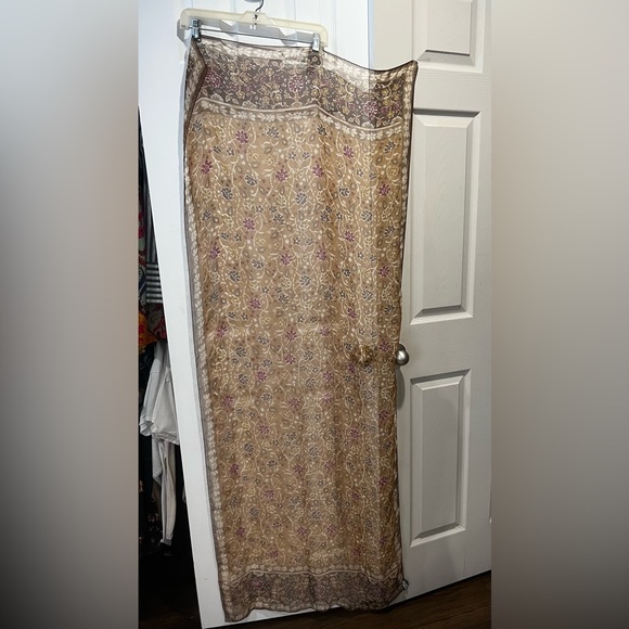 Emporio Armani 💯 percent silk scarf LARGE - Picture 2 of 3